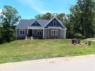 321 Edens Ridge Dr, Six Mile, SC 29682