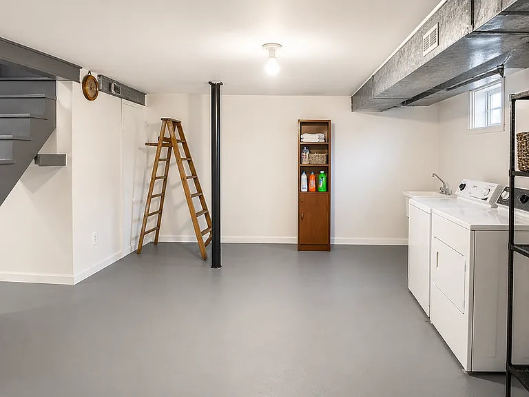 1324 Tinker Way #B — Photo 14