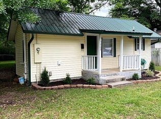 1205 Henry St, Benton, AR 72015