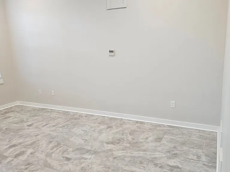 24 NW 6th St #100 — Photo 25