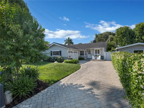 23271 Sylvan St, Woodland Hills, CA 91367