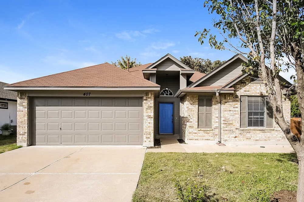 3 bed, 2.0 bath, 1765 sqft, $2,670 — Photo 1