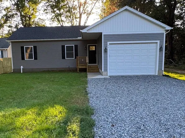 228 Dale Dr, Colonial Beach, VA 22443