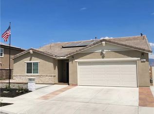 990 Battersea Rd, Hemet, CA 92543