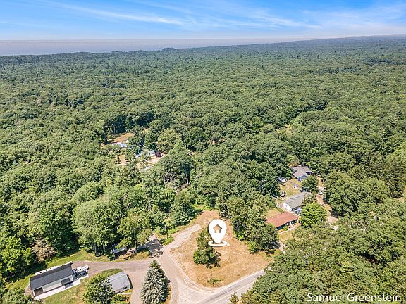 5th image of 3624 Kern Rd