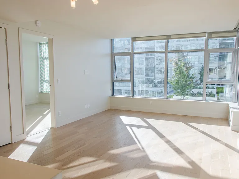 588 Bell St #1001S — Photo 4