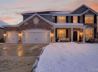 904 Colebrook Ct, Lake Saint Louis, MO 63367