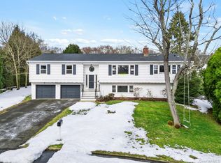 15 Meadow Pl, Rye, NY 10580