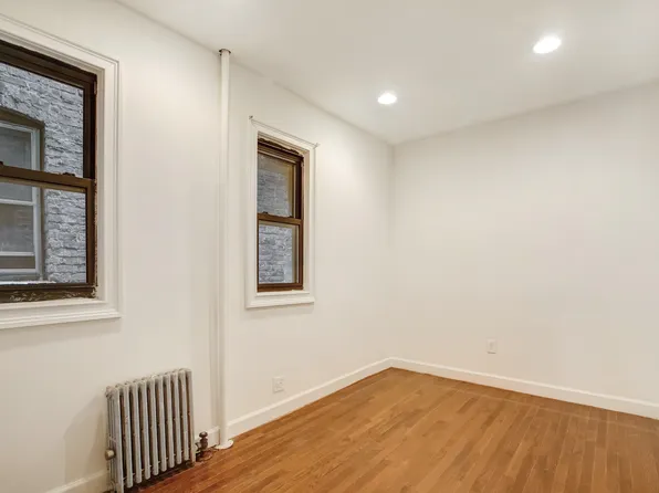 416 East 73rd Street image 3 of 5