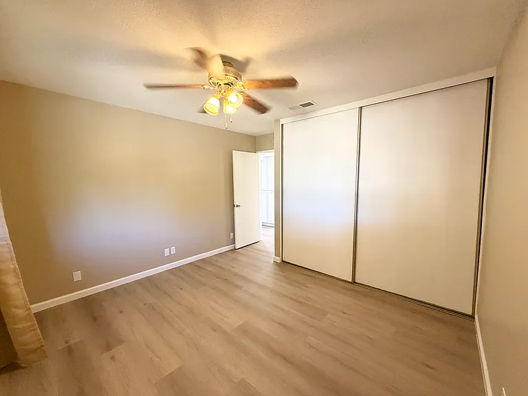 384 Calle Cazadero — Photo 12