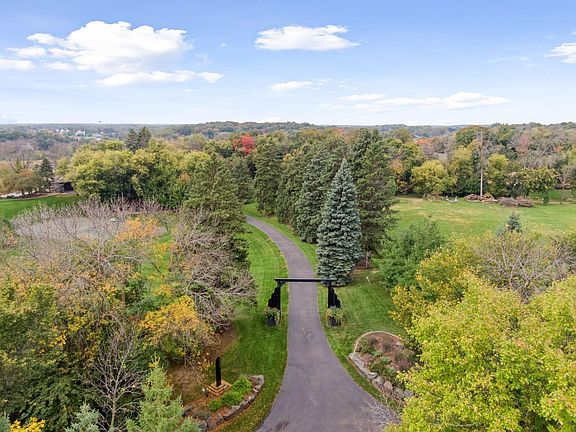 3rd image of 4245 Bayside Rd