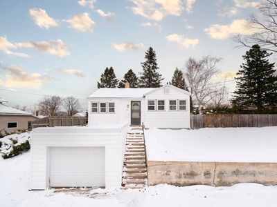 216 1st Ave, Manistee, MI, 49660
