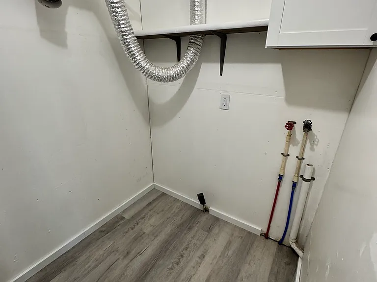 940 S Highland Ave #940 — Photo 5