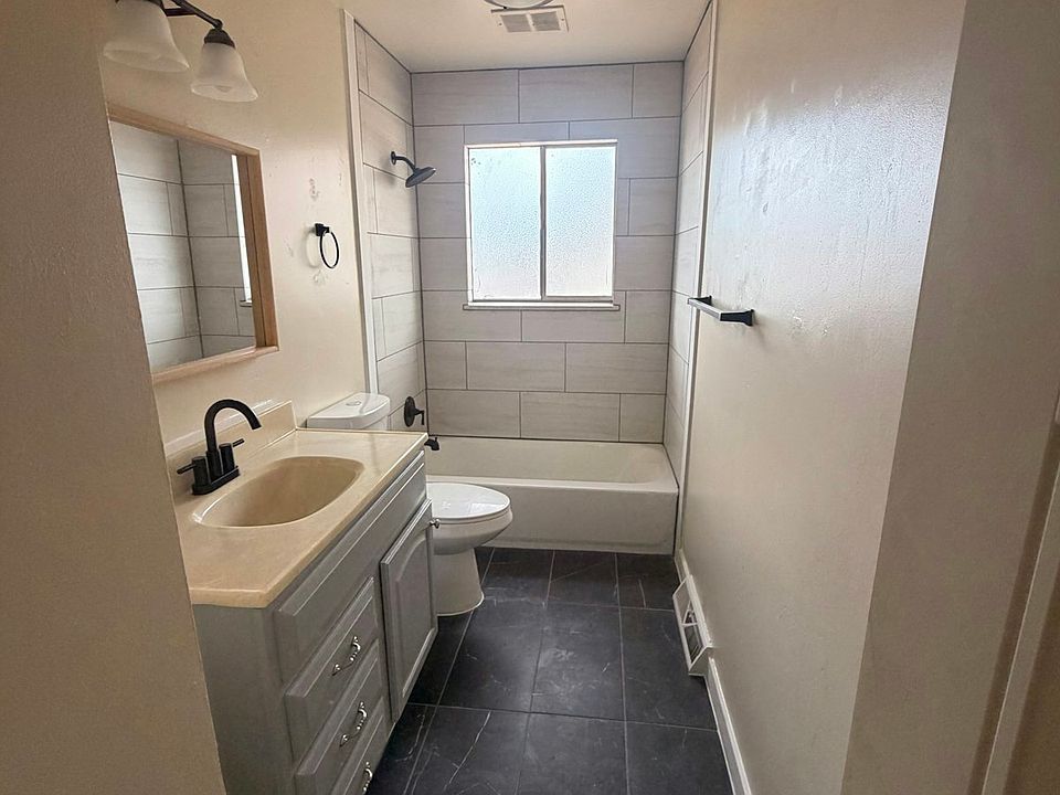 1st image of 1541 12th St #1