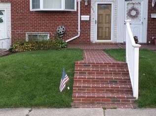 983 Regina Dr, Halethorpe, MD 21227