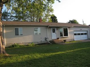 1870 N Lake Dr, Ishpeming, MI 49849