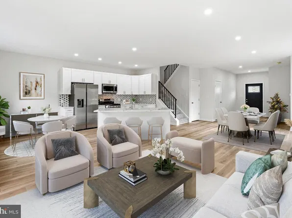 421 Almonesson Rd, Blackwood, NJ 08012