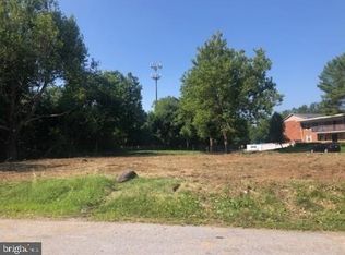 510 N Dupont Rd, Wilmington, DE 19805