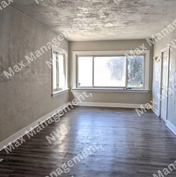 3613 Ivy St #1 — Photo 3