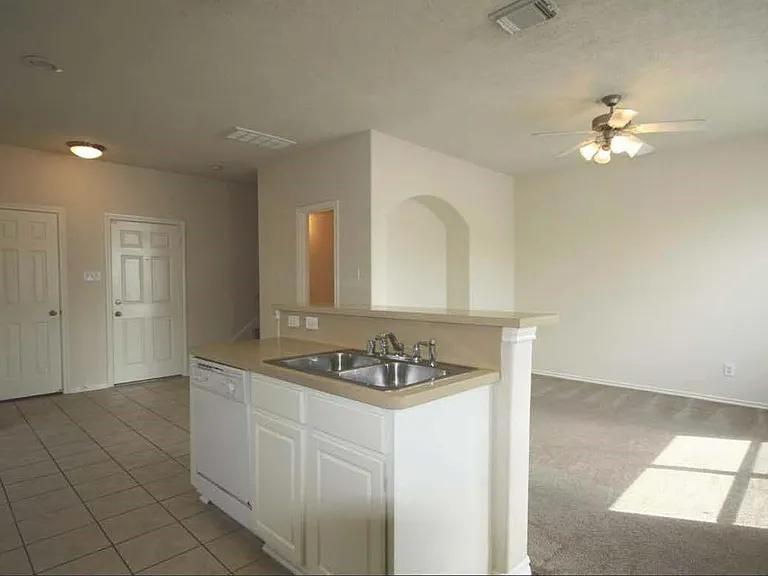 14403 Fairbuff Ln — Photo 4