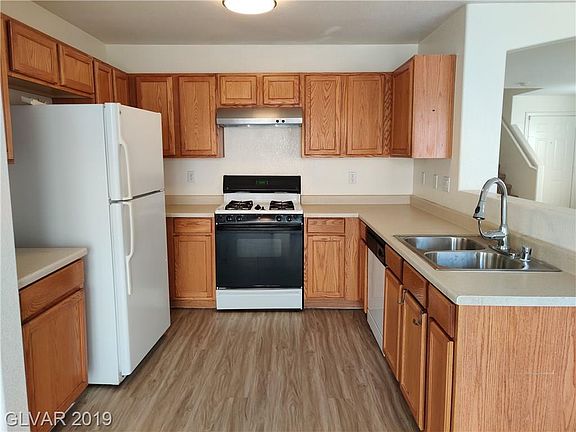 2nd image of 4802 Lone Grove Dr