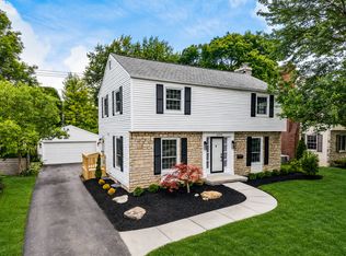 2559 Welsford Rd, Upper Arlington, OH 43221