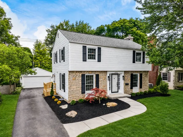 2559 Welsford Rd, Upper Arlington, OH 43221