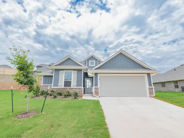 8233 Hazelwood Way, Edmond, OK 73034
