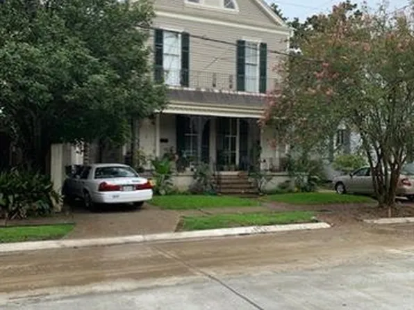 421 Hillary St, New Orleans, LA 70118
