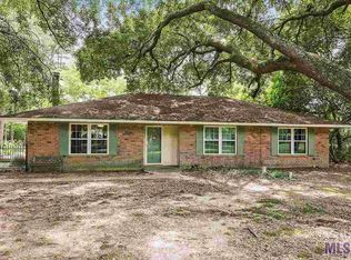 2741 Meadowood Dr, Slaughter, LA 70777