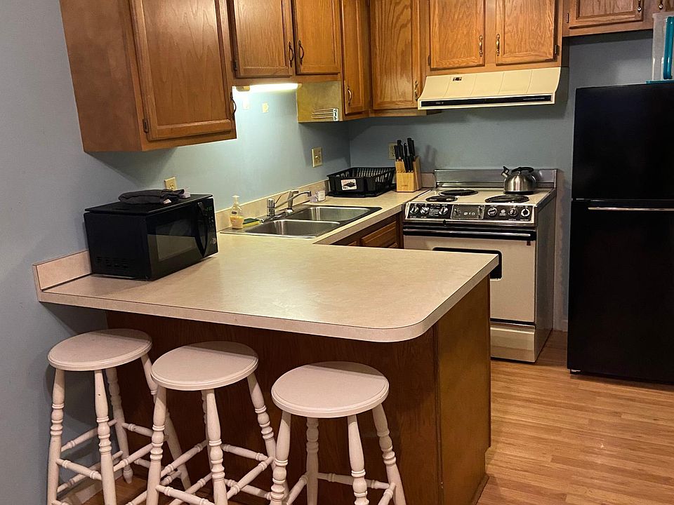 1st image of 807 Whispering Way