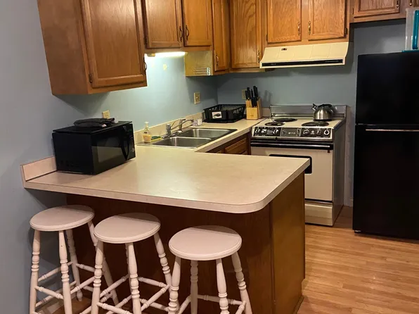 807 Whispering Way, South Charleston, WV 25303