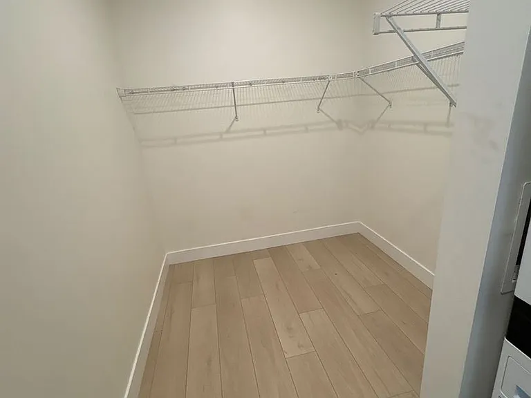 Modern and Sleek 611 S Fagley Street Apartments! — Photo 17