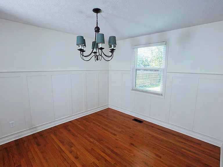 8711 Blessing Dr — Photo 9
