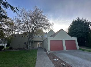 12301 87th Ct NE, Kirkland, WA 98034