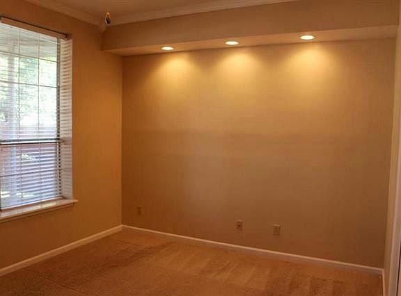 5th image of 4508 Fargo Dr