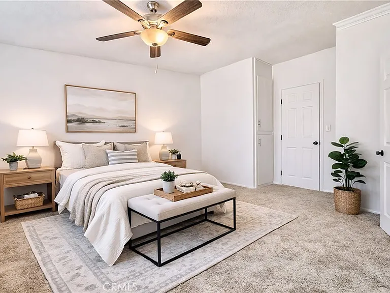 1826 W Sallie Ln #6 — Photo 4