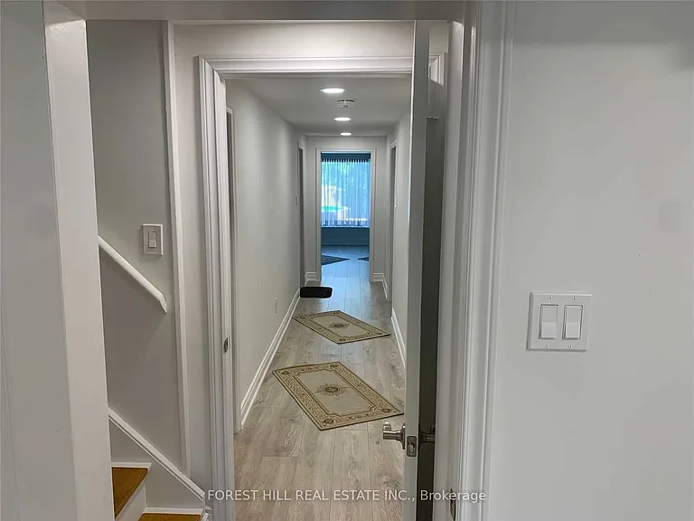 100 Grandview Ave #BASEMENT — Photo 6