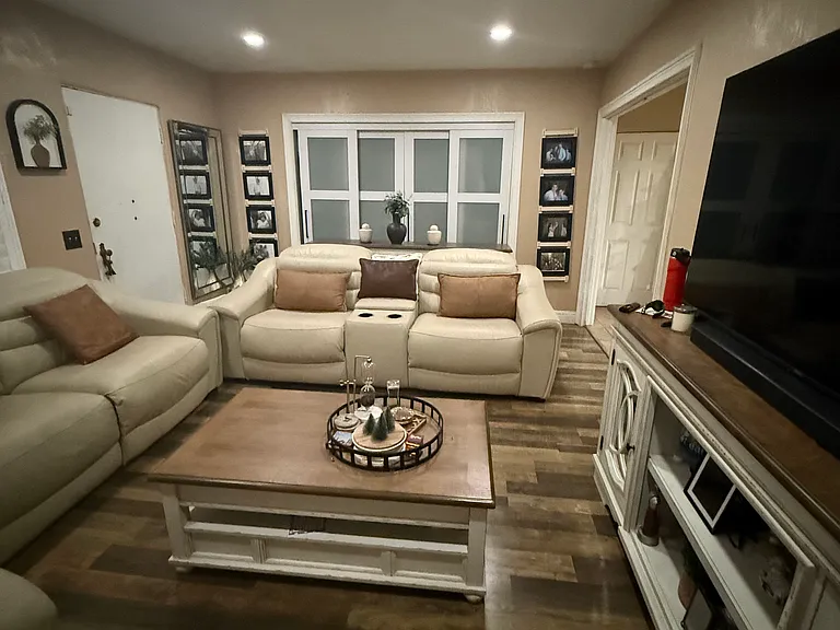 1801 N Funston Ave — Photo 3