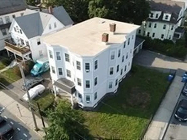 175 Belmont St, Belmont, MA 02478