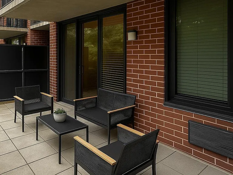 700 Grove St #2V — Photo 10