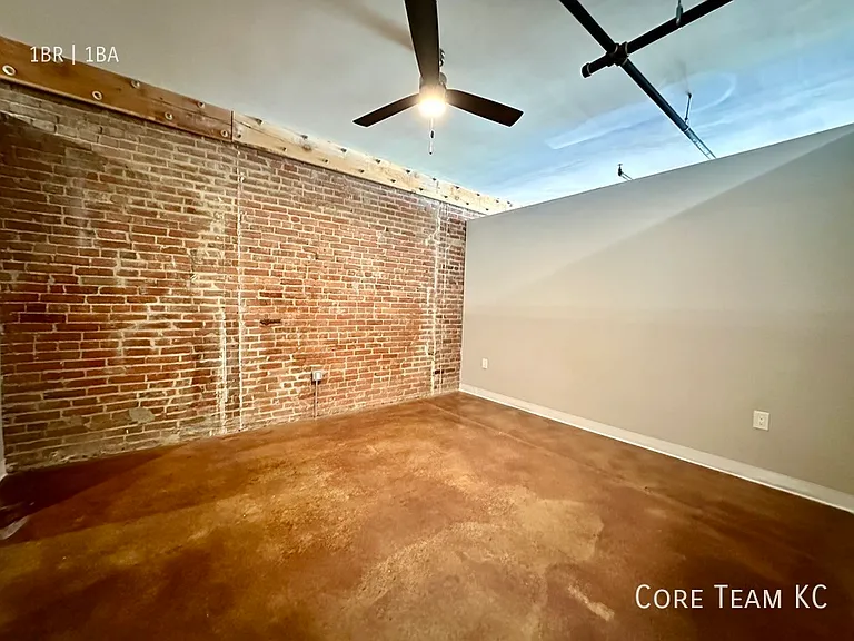 1223 Union Ave #403 — Photo 9