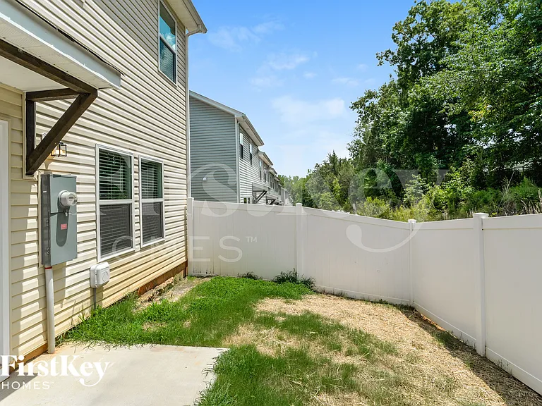 2058 Cypress Village Dr NW — Photo 18