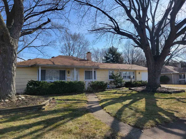 116 N Holiday Dr, South Bend, IN 46615