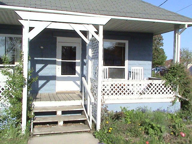 1st image of 215 S Ontario St