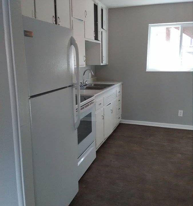 1st image of 1012 Forest Ct