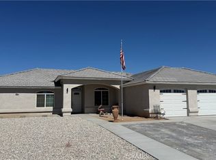 9040 10th Ave, Hesperia, CA 92345