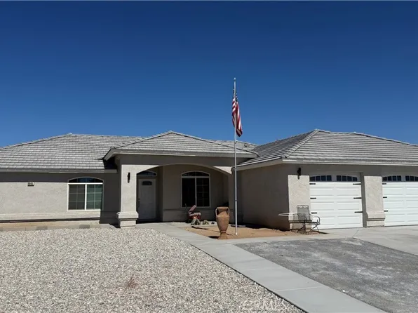 9040 10th Ave, Hesperia, CA 92345