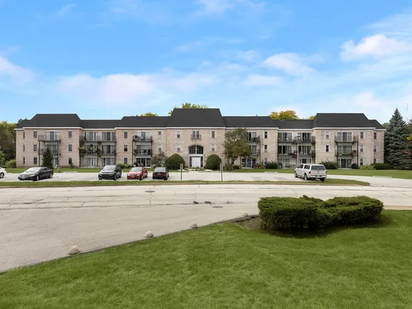 5201 Carriageway Dr #C306, Rolling Meadows, IL 60008