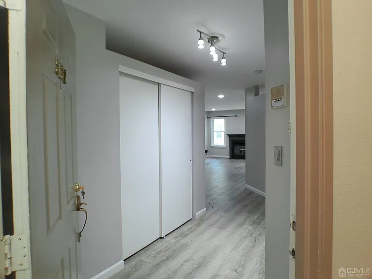 5132 Beech Ct — Photo 10
